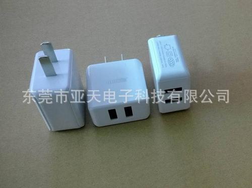 厂家销售三星大屏手机充电器无线电子产品精美充电器